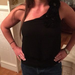 Small XXI black one shoulder top.